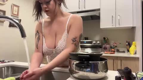 Snapshot of delilahsins chatting on 11-20-25, 12:33 delilahsins online show from 11-20-25, 12:33