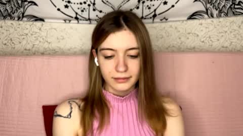 Sia online show from 03-28-26, 01:11