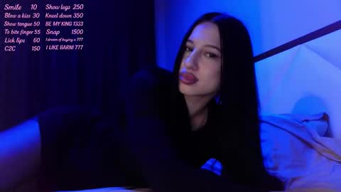delly_love online show from 12-19-25, 10:28