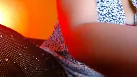 Snapshot of delphine_x chatting on 03-02-25, 07:12 Delphine online show from 03-02-25, 07:12