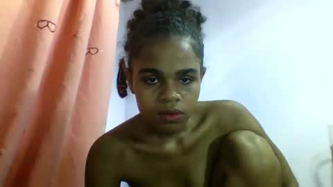 delphine online show from 03-30-26, 08:15