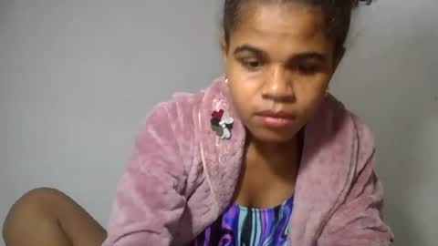 Snapshot of delphineee chatting on 07-13-26, 09:45 delphine online show from 07-13-26, 09:45