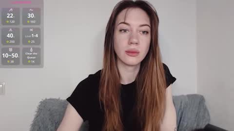 Snapshot of demiamour chatting on 12-04-25, 10:35 Demi. not your babybabebb and other shit online show from 12-04-25, 10:35