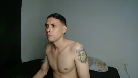 demian_melany_ online show from 12-19-25, 05:47