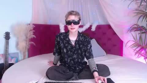 demianenglen online show from 09-21-25, 09:49