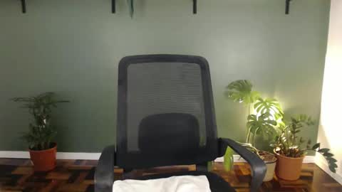Snapshot of demmetria chatting on 03-25-26, 05:30 demmetria online show from 03-25-26, 05:30