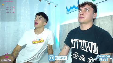 Snapshot of demonael chatting on 01-21-25, 03:04 Juan Gabriel Independent Models 3 online show from 01-21-25, 03:04