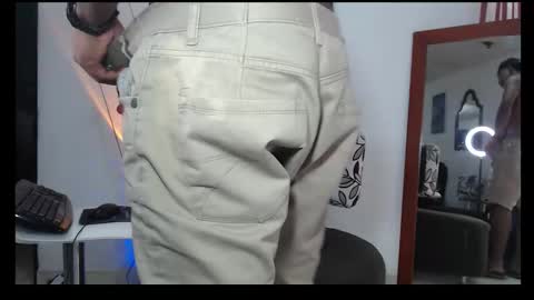 Snapshot of demond_333 chatting on 11-12-25, 12:16 DEMOND online show from 11-12-25, 12:16