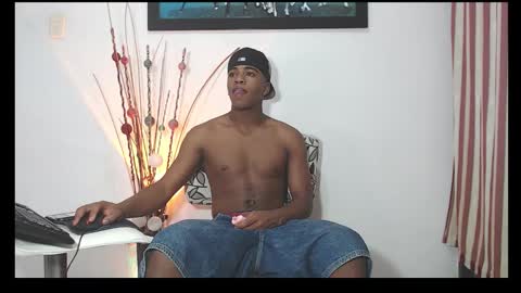 Snapshot of demond_333 chatting on 11-27-25, 09:11 DEMOND online show from 11-27-25, 09:11