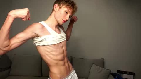 Snapshot of demoninangel chatting on 09-27-25, 06:51 Dave19 online show from 09-27-25, 06:51