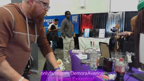 Snapshot of demora_avarice chatting on 12-08-24, 01:35 demora_avarice online show from 12-08-24, 01:35