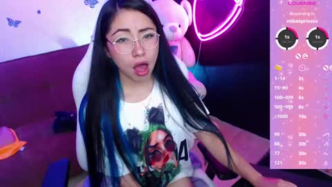 Demy  online show from 02-11-25, 03:29