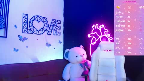 Demy  online show from 03-11-25, 03:37