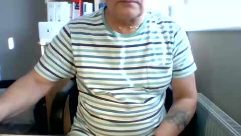 Snapshot of den66_ chatting on 03-21-26, 03:48 den66_ online show from 03-21-26, 03:48
