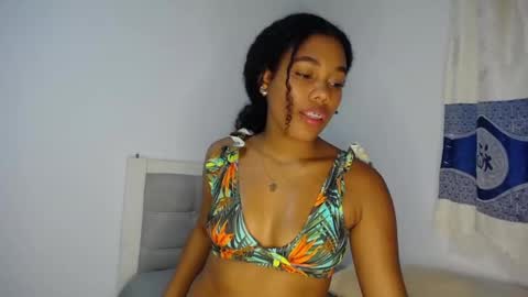 Snapshot of dena_k_ chatting on 02-12-25, 01:48 Dena k s online show from 02-12-25, 01:48