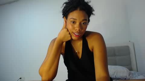 Snapshot of dena_k_ chatting on 02-28-25, 09:33 Dena k s online show from 02-28-25, 09:33