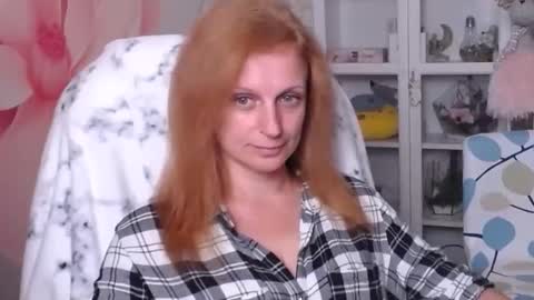 Snapshot of denhiey_here chatting on 09-24-25, 05:27 denhiey online show from 09-24-25, 05:27