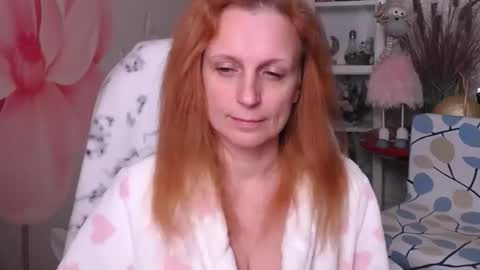 Snapshot of denhiey_here chatting on 12-17-25, 06:03 denhiey online show from 12-17-25, 06:03