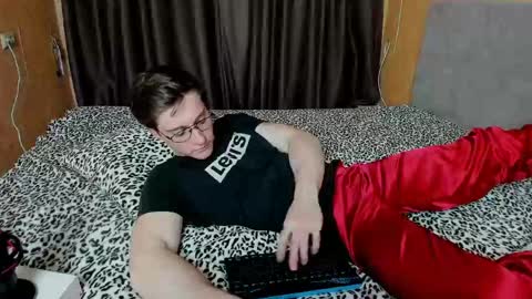 Snapshot of deni_boy99 chatting on 04-14-26, 06:25 Deni online show from 04-14-26, 06:25