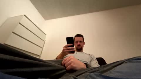 denis19872 online show from 10-12-25, 09:58