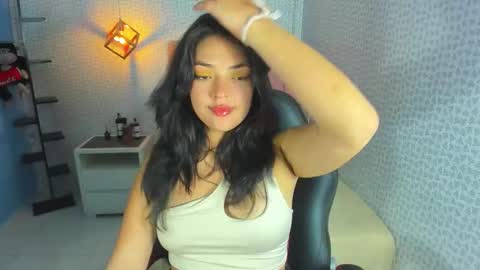 Snapshot of deniserichard2 chatting on 09-16-25, 02:45 D E N I S online show from 09-16-25, 02:45