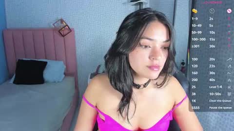 Snapshot of deniserichard2 chatting on 10-08-25, 01:09 D E N I S online show from 10-08-25, 01:09