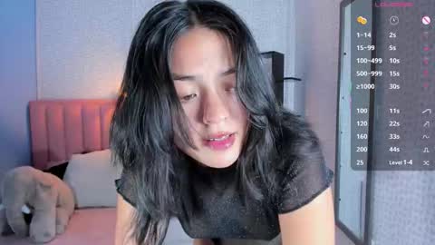 Snapshot of deniserichard2 chatting on 10-17-25, 02:52 D E N I S online show from 10-17-25, 02:52