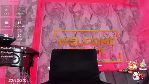 Snapshot of denisevillareal chatting on 12-22-24, 07:11 Denise Villareal online show from 12-22-24, 07:11