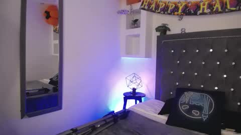 DENIZER online show from 10-31-25, 01:34