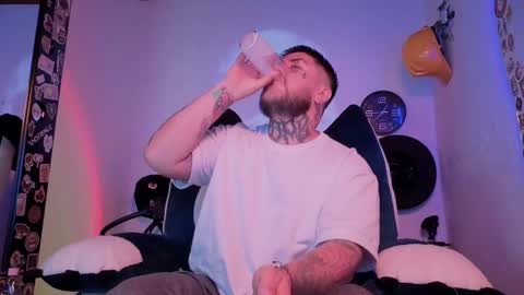 Oliver online show from 09-12-25, 04:45