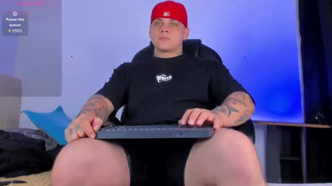 dennis munera online show from 10-15-25, 09:42