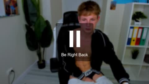 Snapshot of dennis_rodriguez chatting on 11-25-25, 03:39 Dennis online show from 11-25-25, 03:39