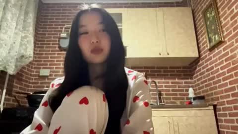 Emma online show from 09-17-25, 02:19