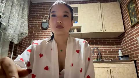 Emma online show from 09-18-25, 02:19