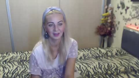Snapshot of denysya chatting on 07-14-26, 08:08 Denysya online show from 07-14-26, 08:08