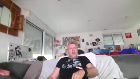 Snapshot of denzel455 chatting on 01-25-25, 10:29 denzel455 online show from 01-25-25, 10:29