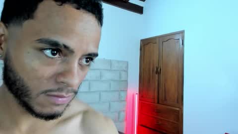 Snapshot of denzelvelez chatting on 01-10-26, 03:08 David online show from 01-10-26, 03:08