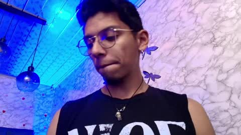 Dereck online show from 04-09-26, 10:42