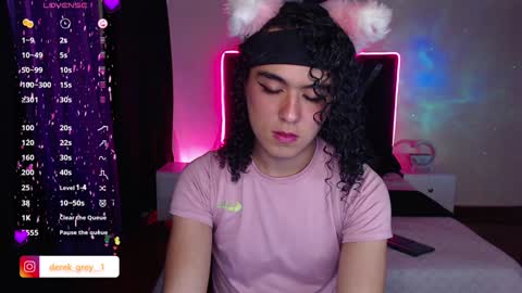 Snapshot of derek_greyy_ chatting on 02-06-25, 08:56 derek grey online show from 02-06-25, 08:56