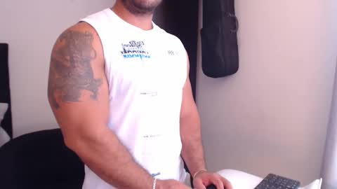 Derek online show from 09-22-25, 03:03