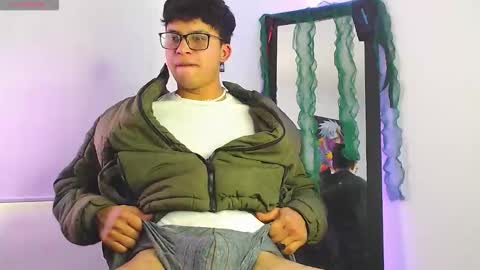 Derek online show from 01-06-26, 07:06