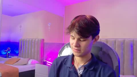 derek_sinn online show from 05-15-26, 07:54