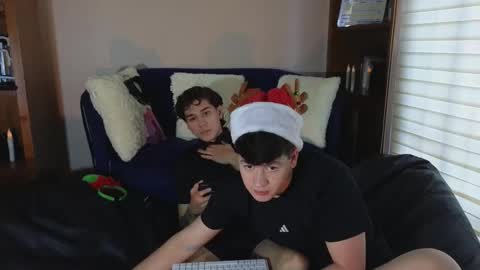 Derek online show from 12-15-25, 09:41