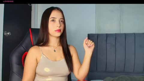 derly_cuervo703031 online show from 05-18-26, 06:14
