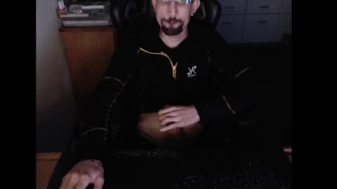 dermattes online show from 12-21-24, 05:18