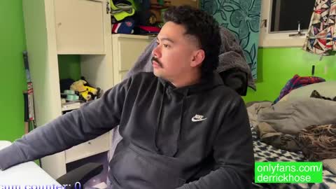 Derrick Hose online show from 03-10-25, 03:34