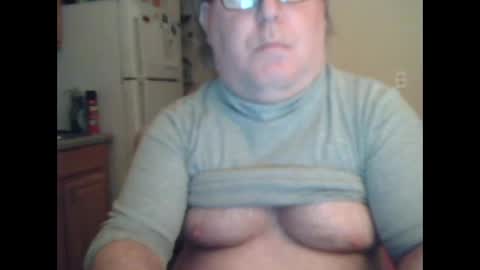 Snapshot of derrickkearley2055 chatting on 12-22-25, 05:59 derrickkearley2055 online show from 12-22-25, 05:59