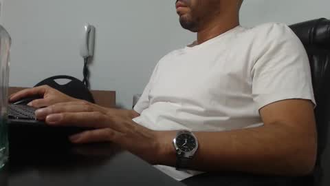     online show from 12-06-24, 11:11