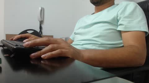     online show from 12-18-24, 11:45