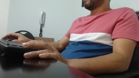     online show from 12-22-24, 11:54